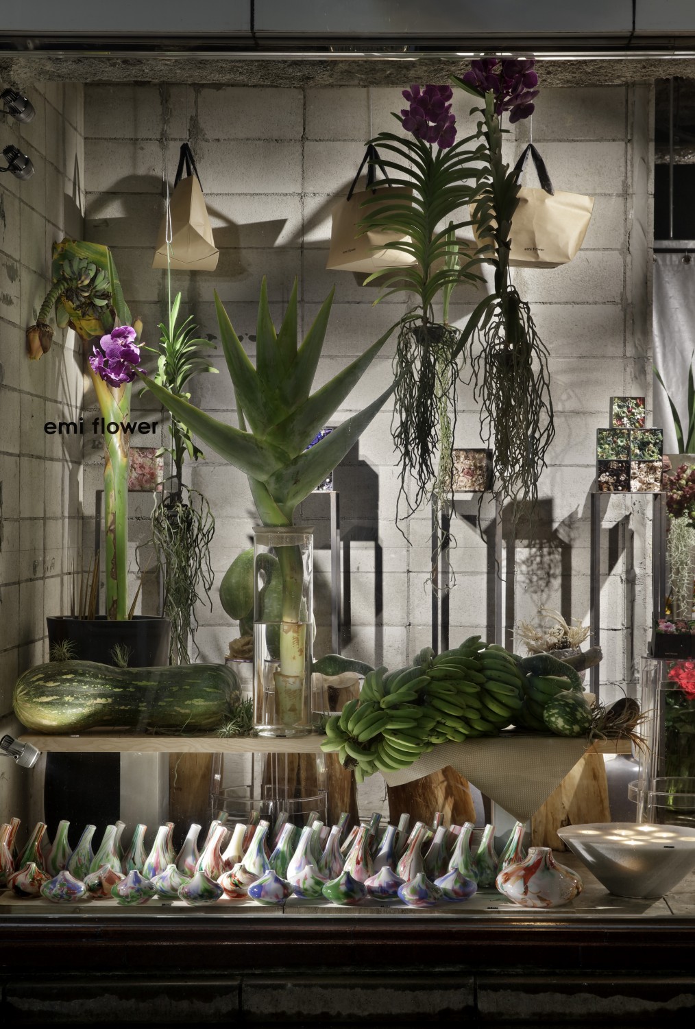 works_emi-flower_ginza02