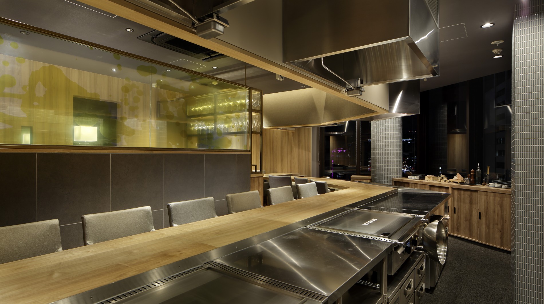 works_ginza_the-miyachi02