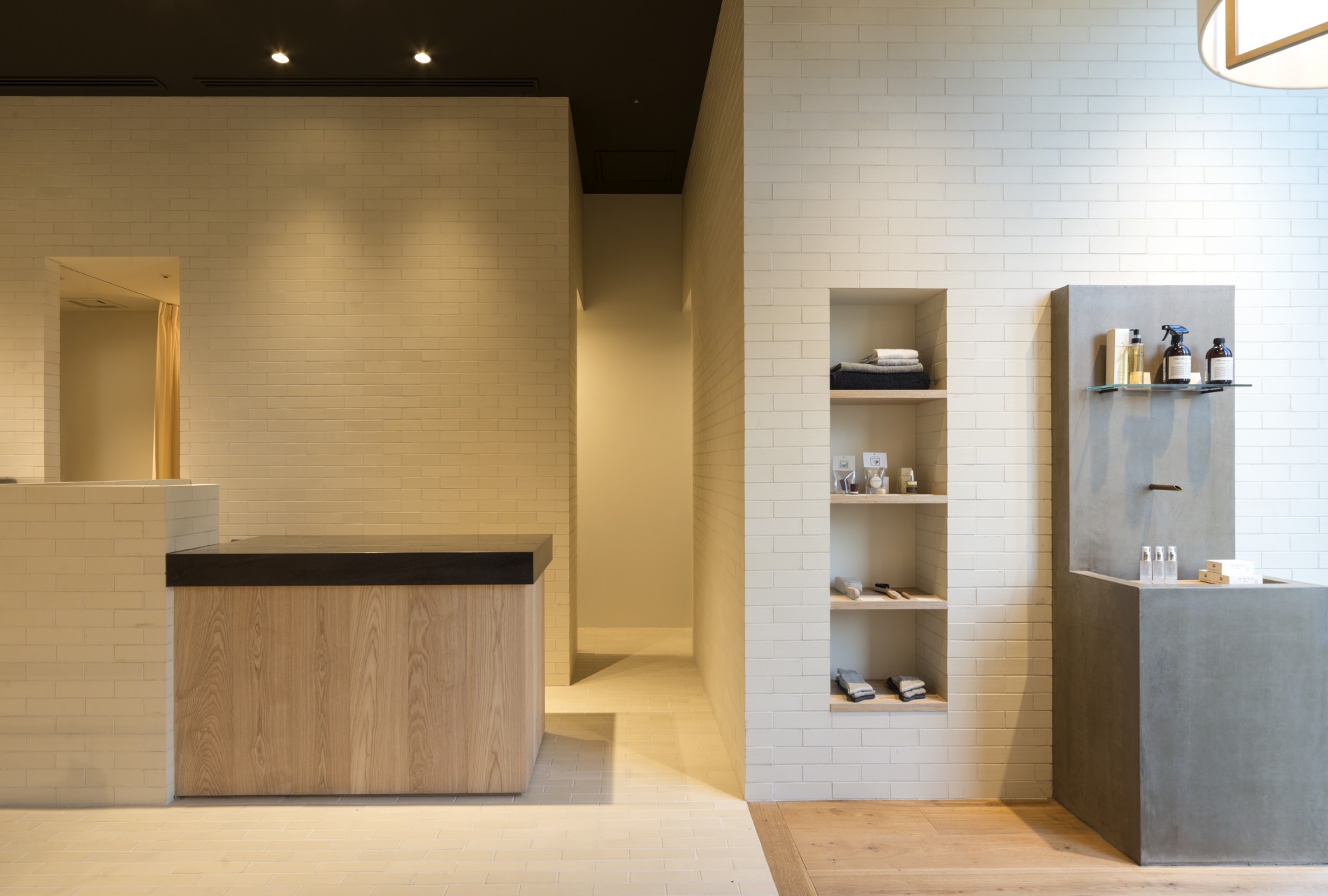 works_evam-eva_ginza01