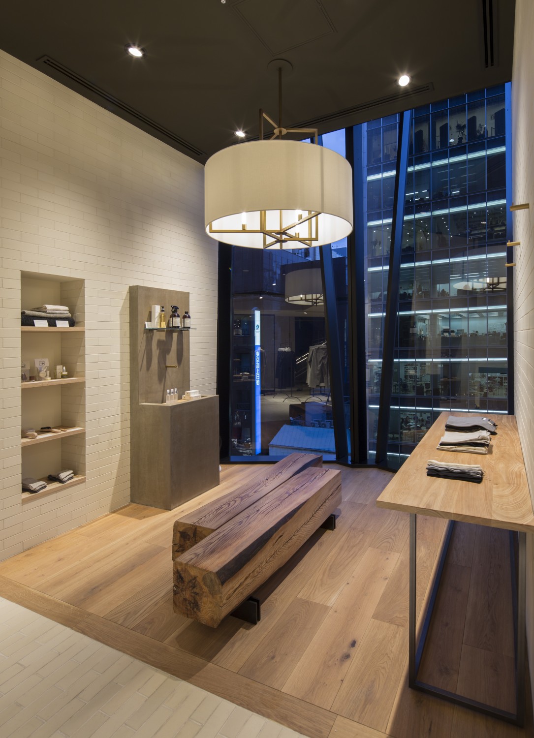 works_evam-eva_ginza12